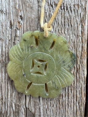 Green Carved Jade Flower Pendant Necklace
